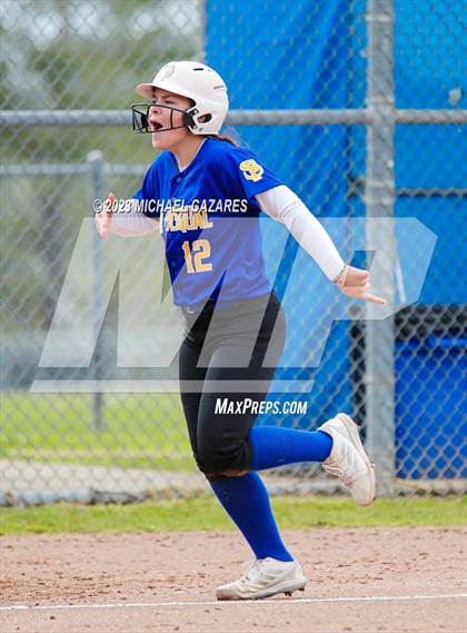 Thumbnail 3 in Bonita Vista @ San Pasqual photogallery.