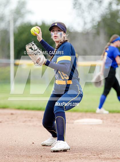 Thumbnail 1 in Bonita Vista @ San Pasqual photogallery.