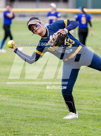 Thumbnail 3 in Bonita Vista @ San Pasqual photogallery.
