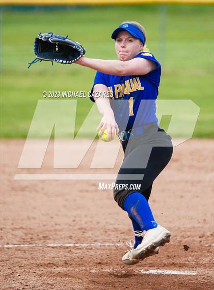 Thumbnail 2 in Bonita Vista @ San Pasqual photogallery.