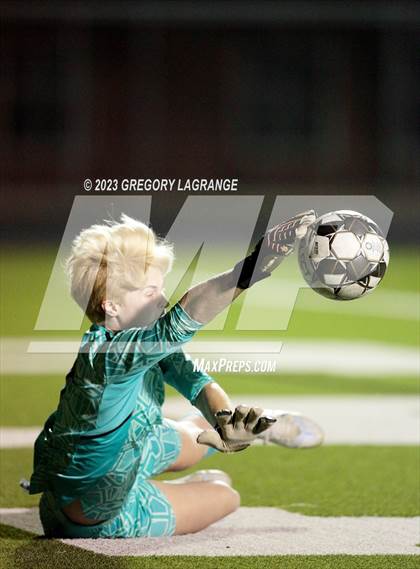 Thumbnail 3 in Keller vs Fossil Ridge photogallery.