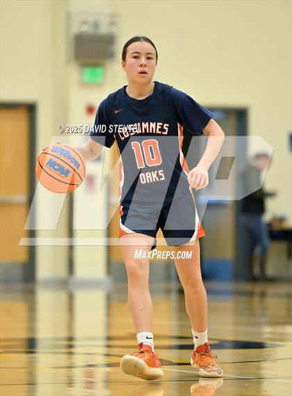 Thumbnail 1 in JV: Cosumnes Oaks vs. Bella Vista (Rumble on the River) photogallery.