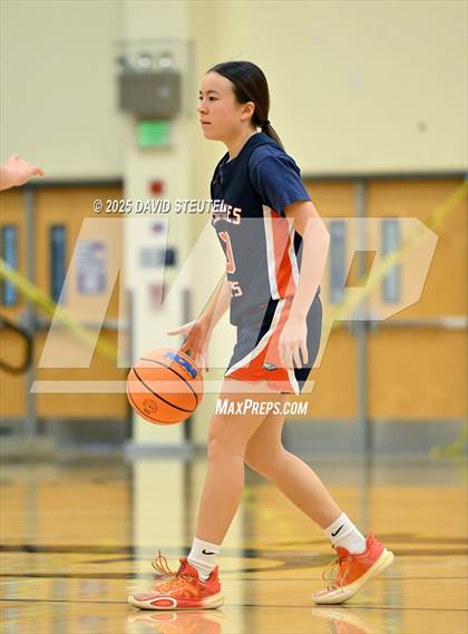 Thumbnail 1 in JV: Cosumnes Oaks vs. Bella Vista (Rumble on the River) photogallery.