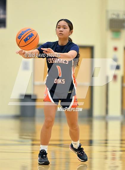 Thumbnail 3 in JV: Cosumnes Oaks vs. Bella Vista (Rumble on the River) photogallery.