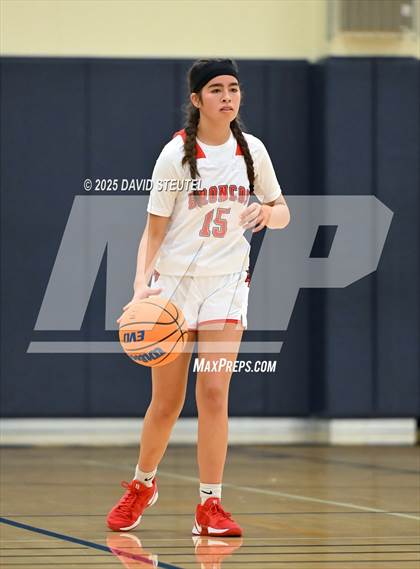 Thumbnail 2 in JV: Cosumnes Oaks vs. Bella Vista (Rumble on the River) photogallery.