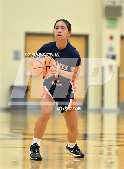 Thumbnail 2 in JV: Cosumnes Oaks vs. Bella Vista (Rumble on the River) photogallery.