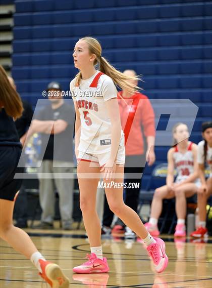 Thumbnail 2 in JV: Cosumnes Oaks vs. Bella Vista (Rumble on the River) photogallery.