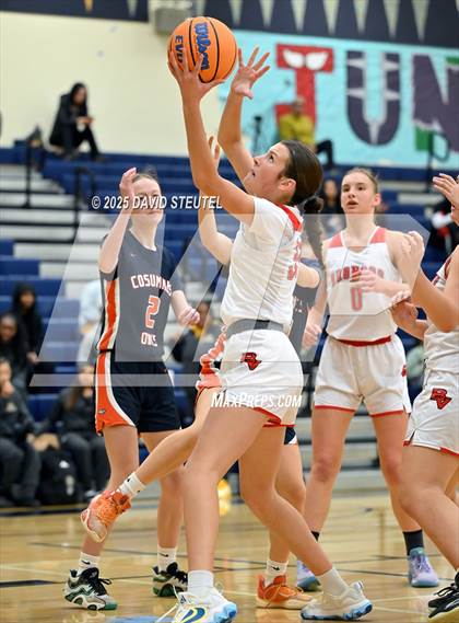 Thumbnail 3 in JV: Cosumnes Oaks vs. Bella Vista (Rumble on the River) photogallery.