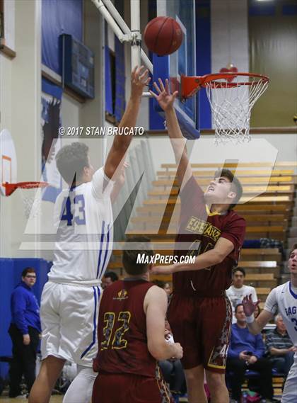 Thumbnail 2 in Esperanza Aztecs @ Santa Margarita Eagles photogallery.
