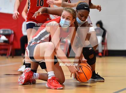 Thumbnail 3 in Davidson Day @ The Burlington School (NCISAA 2A Final) photogallery.