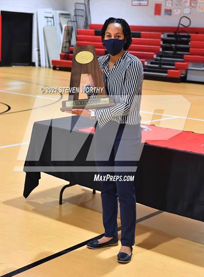 Thumbnail 2 in Davidson Day @ The Burlington School (NCISAA 2A Final) photogallery.