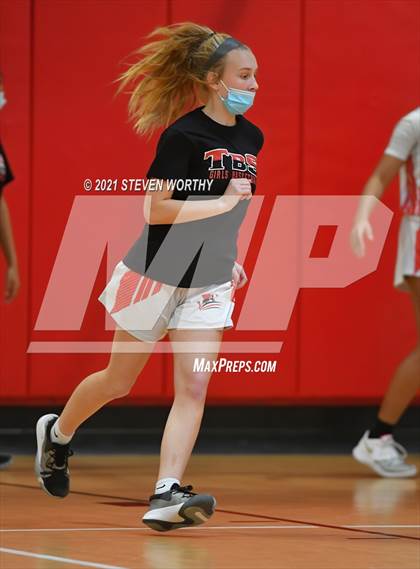 Thumbnail 3 in Davidson Day @ The Burlington School (NCISAA 2A Final) photogallery.