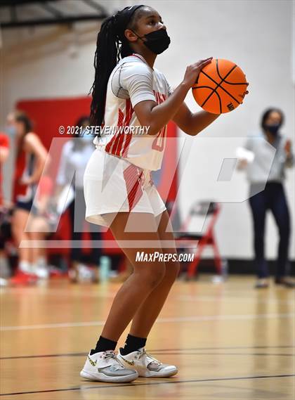 Thumbnail 2 in Davidson Day @ The Burlington School (NCISAA 2A Final) photogallery.
