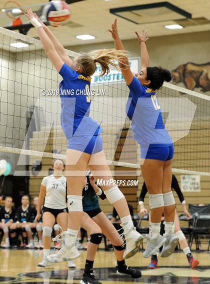 Thumbnail 2 in El Toro @ Aliso Niguel photogallery.