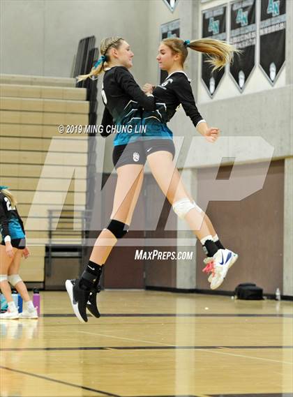 Thumbnail 1 in El Toro @ Aliso Niguel photogallery.