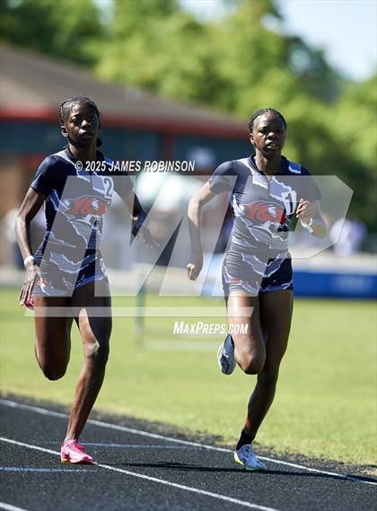 Thumbnail 2 in Gateway Conference Championships (800m) photogallery.