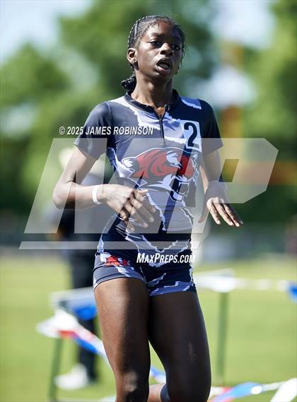 Thumbnail 2 in Gateway Conference Championships (800m) photogallery.