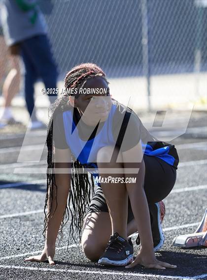 Thumbnail 2 in Gateway Conference Championships (800m) photogallery.