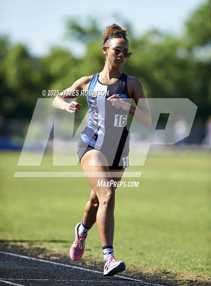 Thumbnail 2 in Gateway Conference Championships (800m) photogallery.