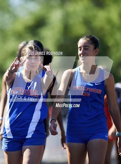 Thumbnail 1 in Gateway Conference Championships (800m) photogallery.