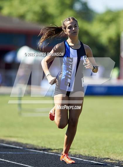 Thumbnail 1 in Gateway Conference Championships (800m) photogallery.
