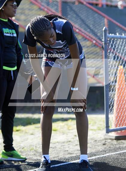Thumbnail 1 in Gateway Conference Championships (800m) photogallery.