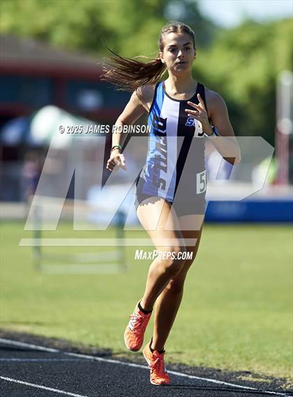 Thumbnail 3 in Gateway Conference Championships (800m) photogallery.