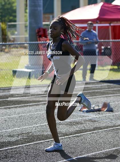 Thumbnail 1 in Gateway Conference Championships (800m) photogallery.