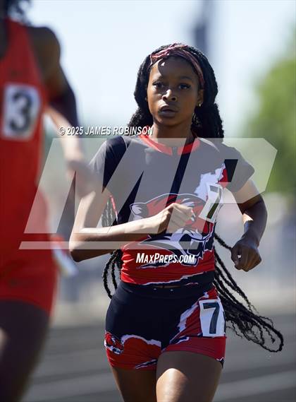 Thumbnail 2 in Gateway Conference Championships (800m) photogallery.