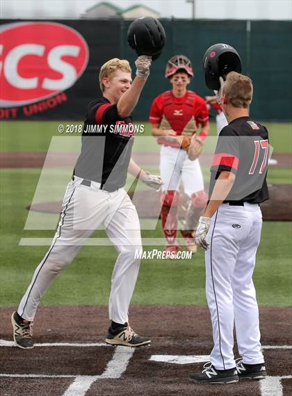 Thumbnail 2 in Triad vs Glenwood (IHSA Class 3A Super Sectional) photogallery.
