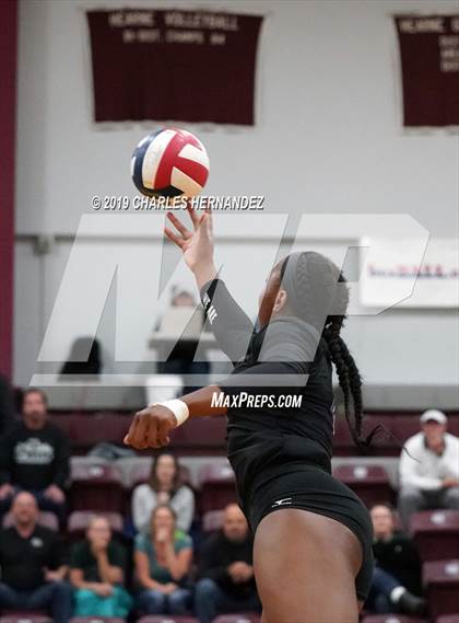 Thumbnail 2 in Cedar Park vs. College Station (UIL 5A Regional Quarterfinal) photogallery.