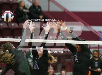 Thumbnail 1 in Cedar Park vs. College Station (UIL 5A Regional Quarterfinal) photogallery.