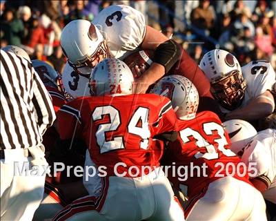 Thumbnail 1 in Branford vs. East Lyme (Class MM final) photogallery.