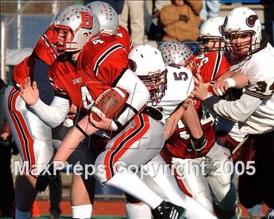 Thumbnail 2 in Branford vs. East Lyme (Class MM final) photogallery.