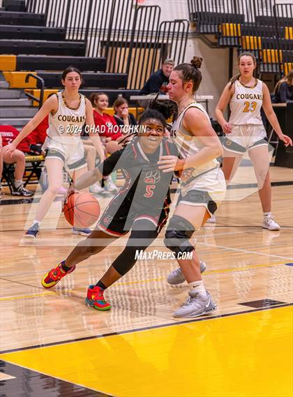 Thumbnail 3 in Geneva @ Honeoye Falls-Lima (NYSPHSAA Section 5 Class A Pre-Quarterfinal Round 1) photogallery.