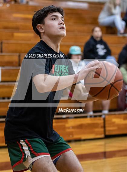 Thumbnail 2 in Eureka vs Santa Rosa (Sonoma County Classic Tournament) photogallery.