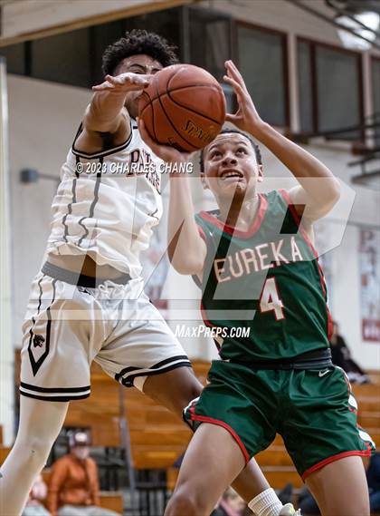 Thumbnail 3 in Eureka vs Santa Rosa (Sonoma County Classic Tournament) photogallery.