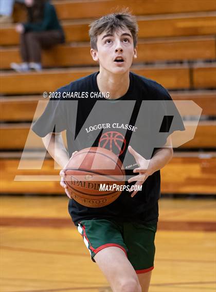 Thumbnail 1 in Eureka vs Santa Rosa (Sonoma County Classic Tournament) photogallery.