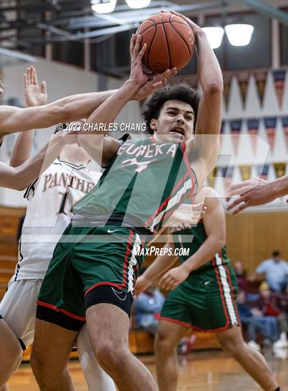 Thumbnail 2 in Eureka vs Santa Rosa (Sonoma County Classic Tournament) photogallery.