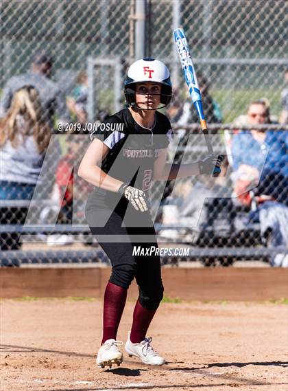 Thumbnail 1 in Thousand Oaks @ Foothill Tech photogallery.
