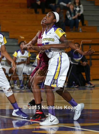 Thumbnail 1 in Downey vs. Lynwood photogallery.