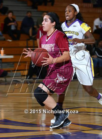 Thumbnail 2 in Downey vs. Lynwood photogallery.