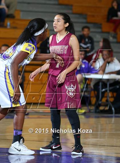 Thumbnail 1 in Downey vs. Lynwood photogallery.