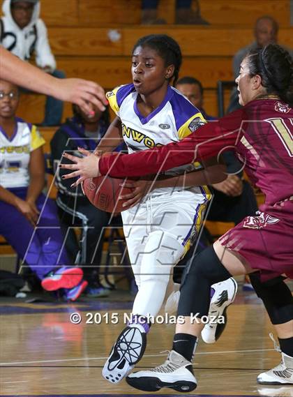 Thumbnail 2 in Downey vs. Lynwood photogallery.