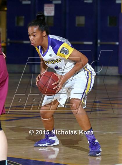 Thumbnail 3 in Downey vs. Lynwood photogallery.