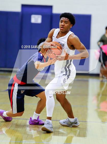 Thumbnail 2 in Viewpoint vs St. Genevieve (War On The Floor Showcase) photogallery.