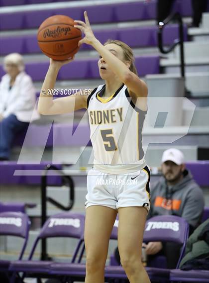 Thumbnail 2 in Sidney vs Fort Erie (OGBR Classic in the City) photogallery.
