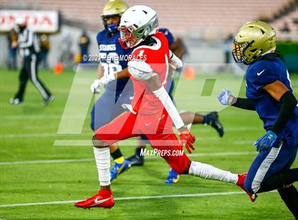 Thumbnail 2 in Muir vs Pasadena photogallery.
