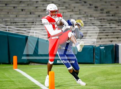 Thumbnail 3 in Muir vs Pasadena photogallery.