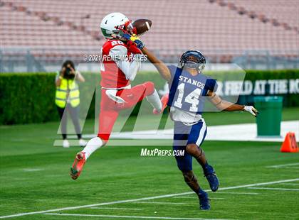 Thumbnail 2 in Muir vs Pasadena photogallery.